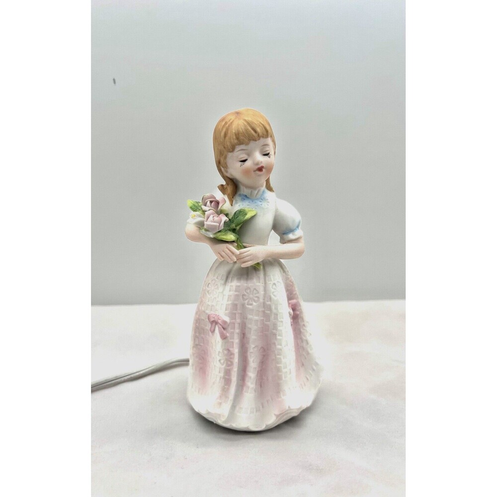 Porcelain Girl in Dress‎ Night Light Lamp With Bouquet Of Flowers Japan GAR-G4